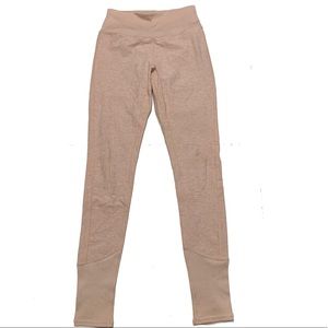 M / ALO yoga Leggings